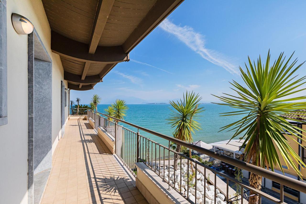 Residenza Miralago By Wonderful Italy 代森扎诺-德尔加达 外观 照片